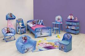 Kleine Madchen Lieben Den Film Die Eiskonigin Fur Alle Frozen Fans Gibt Es Hier Die Passenden Kinderzimmer Mobe Kinder Zimmer Kinderzimmer Blaue Kinderzimmer
