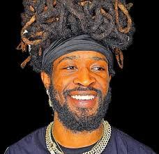 Sean Wright's Instagram, Twitter & Facebook