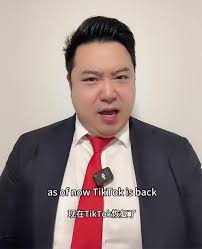 Meet China's viral Donald Trump impersonator who nails the US president's  accent