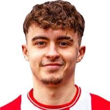 Stephen Edgecombe's Instagram, Twitter & Facebook