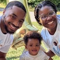 Couples housemates in Carlyle Station, Manassas, VA