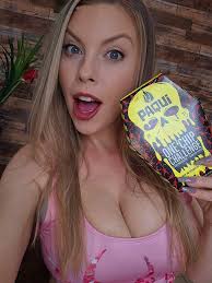 How does this black outfit look