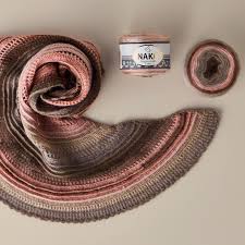 Nako Angora Luks Color Ile Bir Yumaktan Bir Sal Zengin Renk Seceneklerini Incelemek Icin Www Nako Com Tr Adresimizi Ziyaret Edebilirsiniz Renkler Boncuk Sal