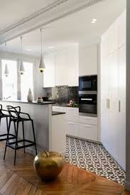 L Inspiration Du Lundi 13 Oh Ce Sol Melanger Carreaux De Ciment Et Parquet Decoratrice D Interieur Strasbourg Cuisine Appartement Cuisine Moderne Amenagement Cuisine
