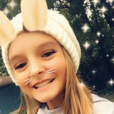 Isabella Wolfe's Instagram, Twitter & Facebook