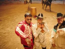 Karol g location (латиноамериканская музыка 2021). Karol G Anuel Aa Y J Balvin Estrenan Nuevo Videoclip De Location Musica Youtube Instagram Nndc Luces El Comercio Peru