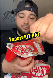 Test des nouveaux yaourts Kit Kat Ball