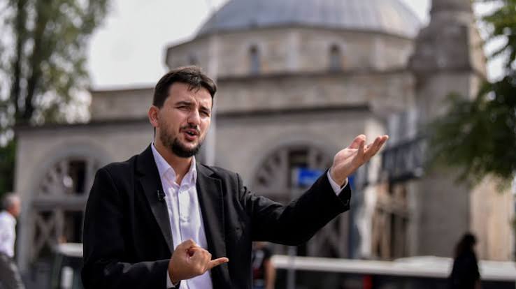 Kosovo imam expelled for embracing theory of evolution