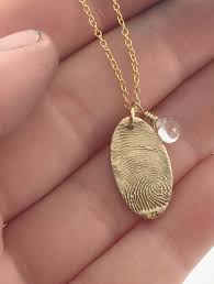 Black And Gold Jewelry Stand Bespoke Jewellery Near Me Jewelry In Necklaces Any Jewelry Stores Near Me That Do Engraving Versus Jewellery Shop Sales But Jewel Fingerprint Jewelry Black Gold Jewelry Family Necklace