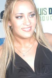 File:Trina Michaels at Porn Star Karaoke 2.jpg - Wikimedia Commons