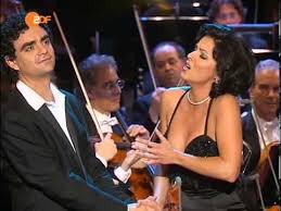 Anna netrebko was born on september 18, 1971 in she is known for her work on la bohème (2008), prinsessapäiväkirjat 2 (2004) and la traviata (2005). Echo Klassik 2005 Anna Netrebko Und Rolando Villazon Youtube