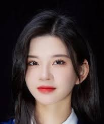 Lin Si Yi (林思意)