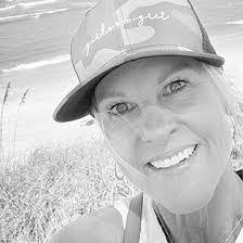 Nicole Dibble's Instagram, Twitter & Facebook