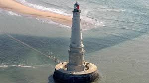 Cette plage bordée de pins séduit par son caractère sauvage et préservé. Le Phare De Cordouan Roi Des Phares Et Phare Des Rois