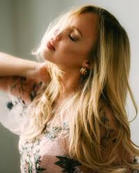 𝐇𝐞𝐚𝐭𝐡𝐞𝐫 𝐉𝐚𝐧𝐬𝐬𝐞𝐧 (@heatherjanssenmusic) • Instagram photos and  videos