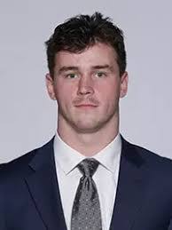 Austin Larrabee's Instagram, Twitter & Facebook