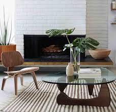 Conger goodyear, president of the museum of modern art.the design team at herman miller was so impressed by the table's use of biomorphism that they recruited noguchi to design a similar table with a freeform sculptural base and biomorphic glass top for use in both residential and office. Noguchi Noguchi Table Coffee Table