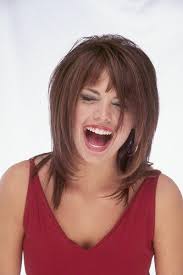 Coupe tendance 2015 cheveux mi long. Idee Tendance Coupe Coiffure Femme 2017 2018 Cheveux Mi Long Tendance 2015 Pour Vous Les Filles Des Belles Coupes De Cheveu Madame Tn Magazine Feminin Numero 1 Mode Beaute Shopping Lifestyle