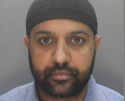 Former Bedfordshire police officer jailed for abusing girls