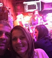 Terri Clark jammin' at Tootsie's