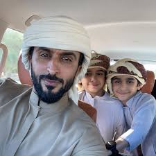nasser bin hamad bin essa al khalifa con sus hijos hamad y mohammed bin nasser bin hamad al khalifa 03 02 2020 via nasser13hamad hats instagram bucket hat