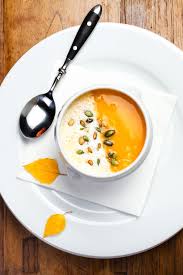 Veloute De Potiron Et Son Emulsion De Truffe Facon Cappuccino Feed Traiteur Recette Veloute Potiron Recette Veloute Potiron Potiron