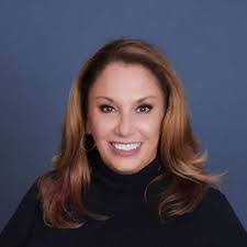 Cary Zayas's Instagram, Twitter & Facebook