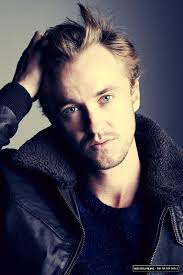 I Don T Usually Like Blonde Haired Guys But He S Pretty Cute Tom Felton Harry Potter Draco Malfoy Harry Potter Cast
