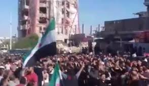 بينما نقلت وسائل الإعلام الحكومية عن قائد الشرطة في درعا أن أحد أفراد الهندسة قتل أثناء تفكيك عبوة ناسفة. ØªØ¸Ø§Ù‡Ø±Ø§Øª Ø¯Ø±Ø¹Ø§ ØªØ­Ø±Ø¬ Ø§Ù„Ù†Ø¸Ø§Ù… Ø§Ù„Ø³ÙˆØ±ÙŠ ÙÙŠ ÙŠÙˆÙ… Ø§Ù†ØªØ®Ø§Ø¨Ø§ØªÙ‡ Global Voices Ø§Ù„Ø£ØµÙˆØ§Øª Ø§Ù„Ø¹Ø§Ù„Ù…ÙŠØ©