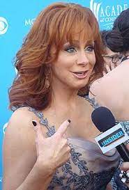 1 she used her married name of susie luchsinger on her solo albums until her divorce in 2008. Reba Mcentire Wikipedia