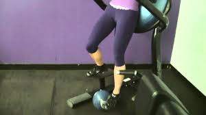 The distance between the anchor pads and the groin pad can be adjusted to allow you to work the glutes, core, and erector spinae in. Captain S Chair Leg Raise Hd Youtube