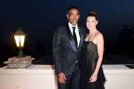 It's important to protect the privacy of the surrogate, she told australia's tv week, but don't forget, i. Ellen Pompeo Welcomes Her Third Child With Husband Chris Ivery