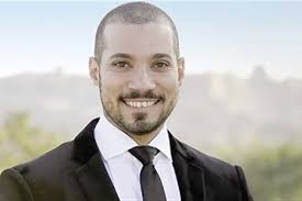 ونشرت حلا عدد من الصور التي تجمعها بزوجها الحالي معز مسعود وأبنائها الصغار لتؤكد أن حالها تغير بعد الزواج ووجدت السلام النفسي التي كانت تبحث عنه. Ù‡Ø§Ø¬Ù… Ø§Ù„Ø¹Ù„Ù…Ø§Ù†ÙŠÙŠÙ† Ø£ÙˆÙ„ ØªØ¹Ù„ÙŠÙ‚ Ù…Ù† Ø¹Ø¨Ø¯Ø§Ù„Ù„Ù‡ Ø±Ø´Ø¯ÙŠ Ø¹Ù„Ù‰ Ø­Ø¬Ø§Ø¨ Ø­Ù„Ø§ Ø´ÙŠØ­Ø© Ø§Ù„Ù…ØµØ±ÙŠ Ø§Ù„ÙŠÙˆÙ…