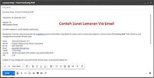 Dengan hormat, sesuai dengan informasi yang ada pada website, bahwa rumah mode sedang membutuhkan tenaga kerja. 31 Template Contoh Lamaran Kerja Via Email Pdf Tips Kerja