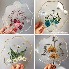 Diy resin art diy resin crafts fun crafts stick crafts nature crafts floral wall art arte floral drying roses pressed flower art. Bupp Woodworks On Instagram Real Dried Flowers In Clear Epoxy Resin Can Be Used As Coasters Table Decor Or Suncat Diy Resin Crafts Diy Resin Art Resin Diy