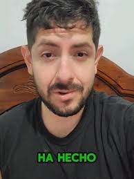 ¿Cuanto trabaja Lilly Téllez en el Senado?