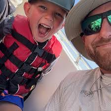 Wesley Knoll's Instagram, Twitter & Facebook