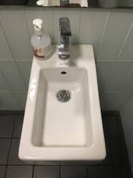 this sink is skinny : mildlyinteresting