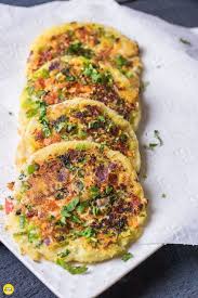 Bread Moongdal Ka Uttapam Recipe Mints Recipes Recipe Recipes Uttapam Recipe Indian Food Recipes