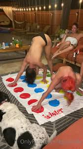 Legoshelly This Is Chaos Topless Twister Fun w Scarletroyale Alligatorxoo  & Dogs xxx onlyfans porn videos - CamStreams.tv