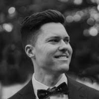 Alex Halstead's Instagram, Twitter & Facebook