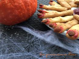 Les Doigts De Sorciere Recettes D Halloween Le Meilleur Patissier Le Meilleur Patissier Recettes Halloween Doigt De Sorciere
