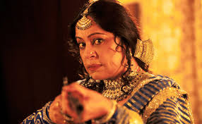 Dostana 2 janhvi kapoor and kartik aaryan couldn't breathe in delhi, next schedule to be shot in patiala now. Five Roles Played By Kirron Kher That We Love The Most Bollywood Bubble