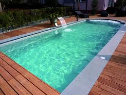 Poolumrandung Aus Holz Oder Wpc Tipps Und Gestaltungsmoglichkeiten Mit Bildern Poolumrandung Holz Pool Umrandung Aussenboden