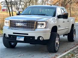 2009 Gmc Sierra 1500 Hostile Sprocket Amp Terrain Gripper At G Gmc Trucks Lifted Trucks Gmc Pickup Trucks