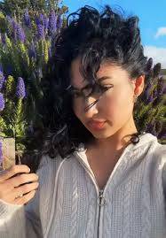 Jacqueline Simone Flowers