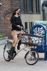 Famke janssen was born november 5, 1964, in amstelveen, the netherlands, and has two other siblings. Famke Janssen Bike Ride In Ny 10 09 2020 Celebmafia