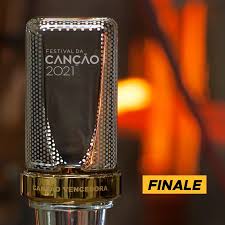 Os italianos ficaram em primeiro lugar na competição com os. Carolina Deslandes Esc Kompakt