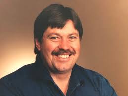 Helen Thatcher's Instagram, Twitter & Facebook