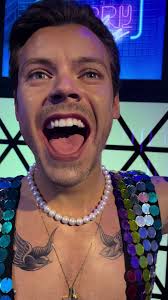 I just had to #harrystyles #uvula #wax #waxmuseum #madamtussauds #nyc  #newyork #newyorkcity